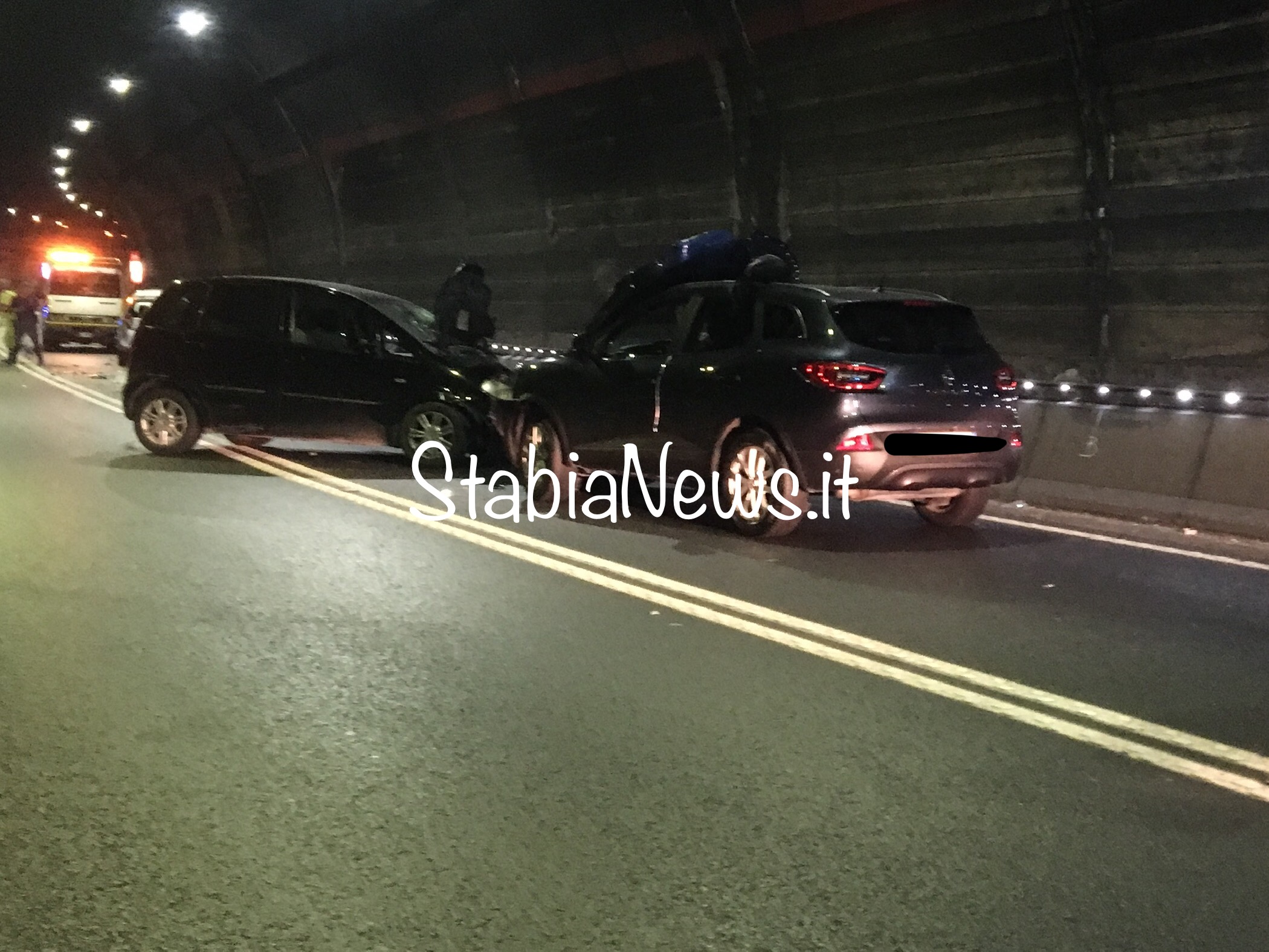 (fotogallery)grave incidente nella galleria di varano