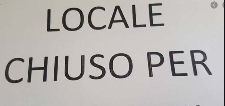 locale-chiuso-cartello