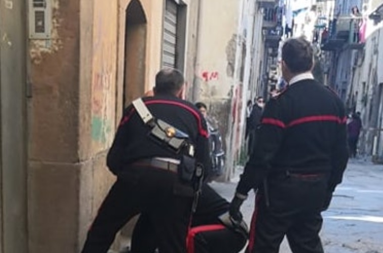 carabinieri eroi salvano anziano colpito da infarto: uno dei due è stabiese. il ringraziamento del sindaco