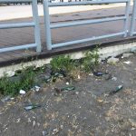 Fase 2, a Castellammare ritorna la movida incivile: rifiuti sparsi sulle panchine della Villa Comunale (FOTO) 6 fase 2