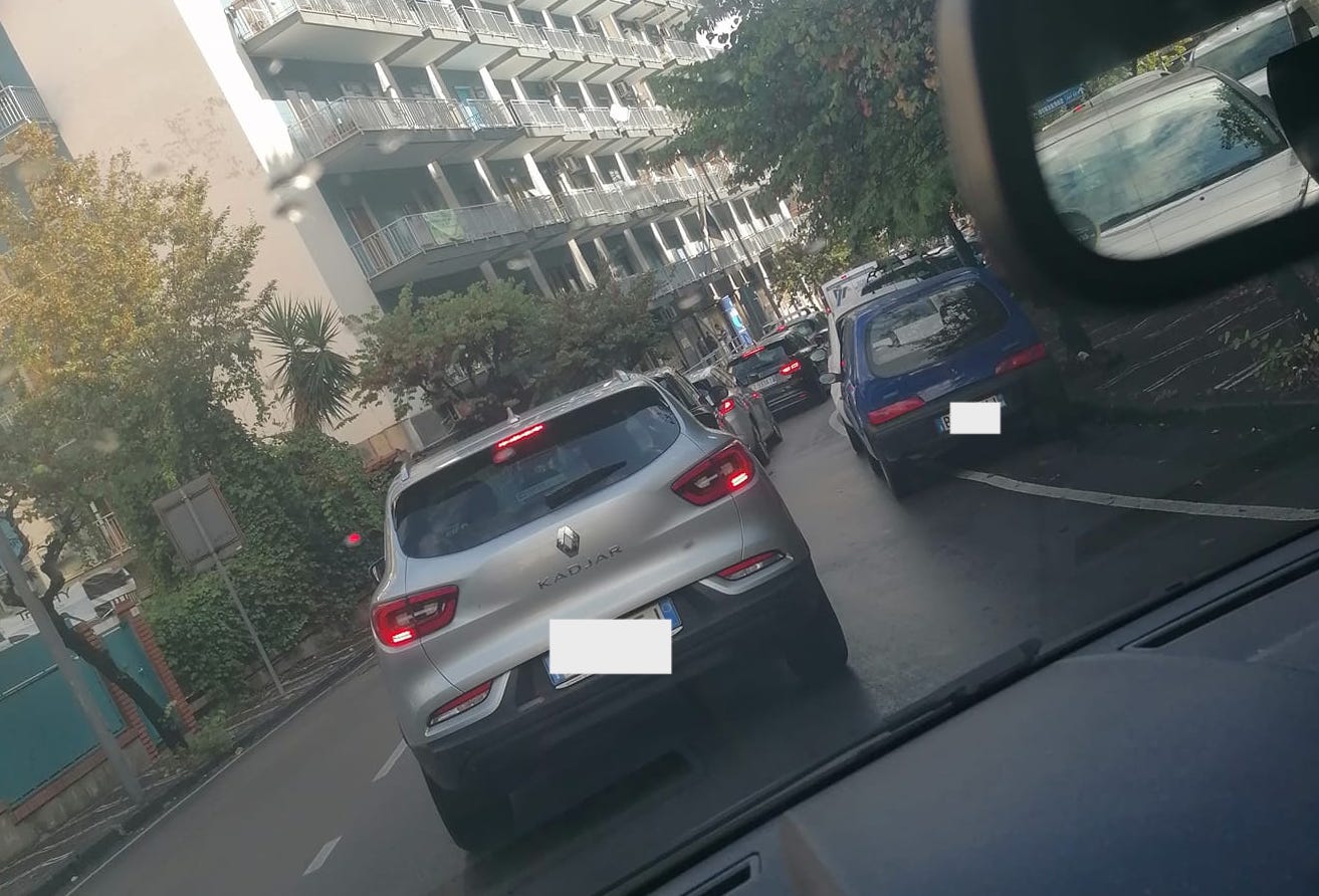 Caos piano traffico: Viale Europa in tilt e code fino a Gragnano 3 Caos