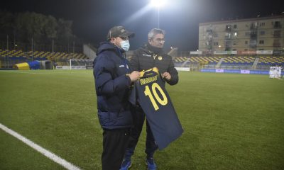 Anche la Juve Stabia omaggia Diego Armando Maradona 29 notizie castellammare