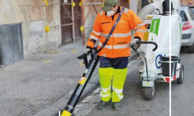 ecco l’aspiratore ecologico per pulire piazze e isole pedonali