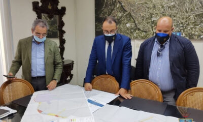cassoni dell’umido vicino alle fonti dell’acqua della madonna: scatta l’interrogazione