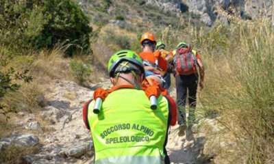 Bagnante salvata dal soccorso alpino sul sentiero per la spiaggia di Ieranto 4 Agerola
