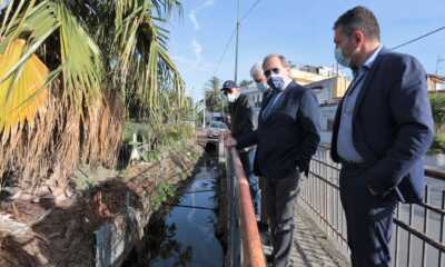 l’opposizione alza il polverone: «mogli e fidanzate dei consiglieri nelle coop delle scuole»