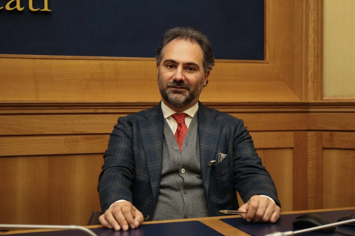 Castellammare, Genio di Giovanni Falcone. Prima il dovere” di Catello Maresca: il 26 giugno la presentazione 10 Gaia de Martino