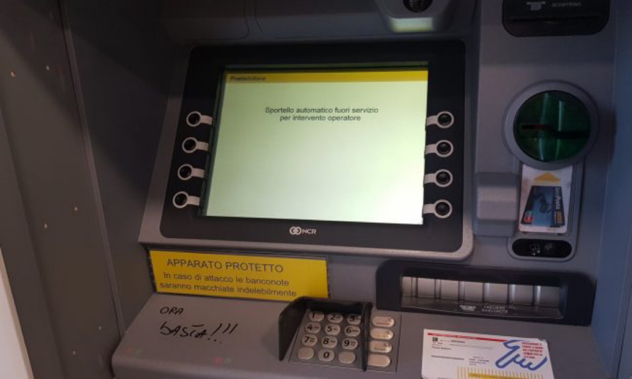 Bancomat fuori uso alle poste, caos a Castellammare 1 Poste