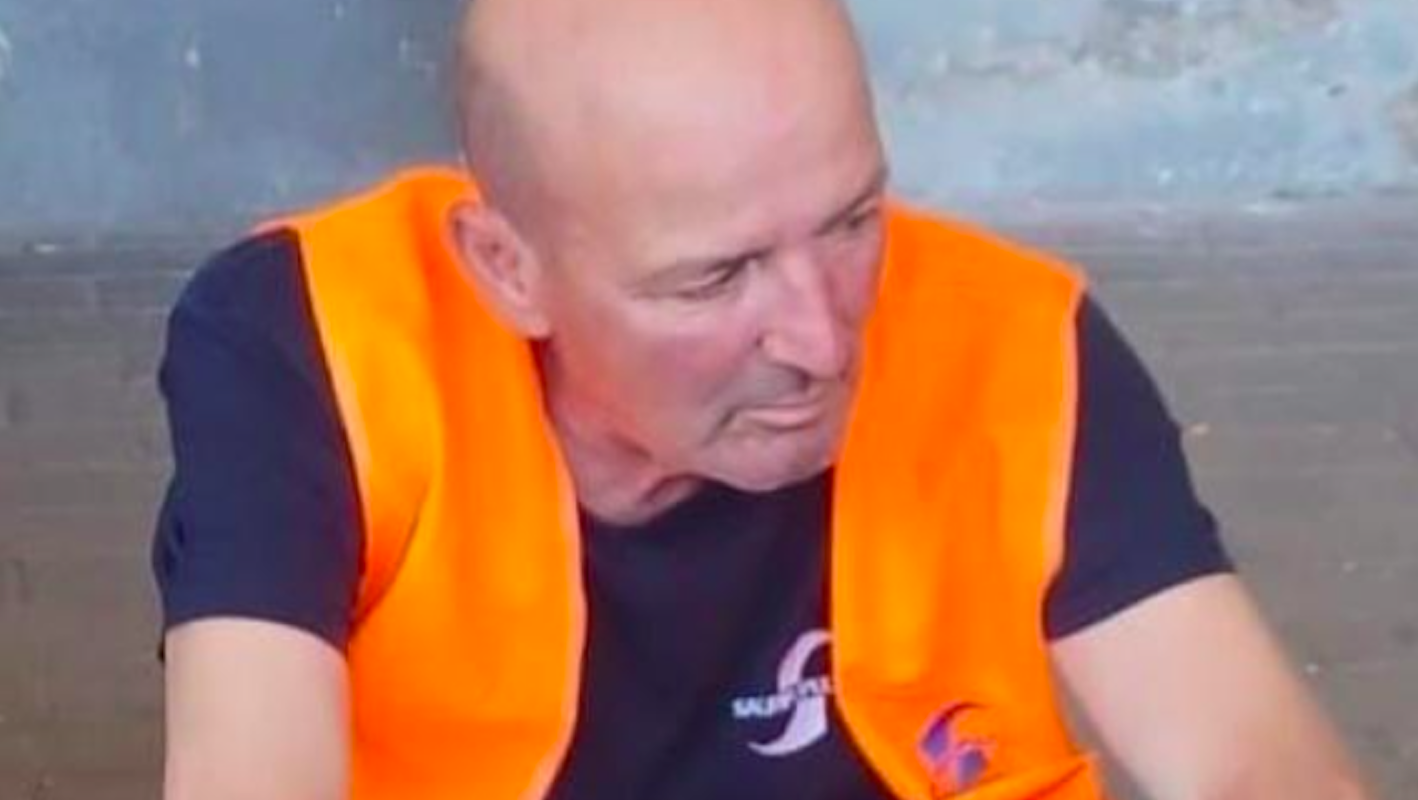 Castellammare, schianto fatale in autostrada: muore operatore ecologico 10 Castellammare