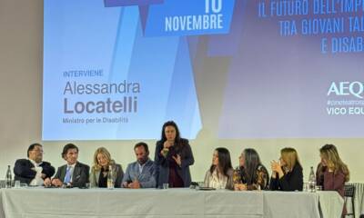 gadget e regali hi-tech agli studenti che si vaccinano